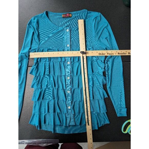 NWOT ISLE Apparel Made in Turkey Blue Ruffled Sweater Size Xs - Picture 6 of 6